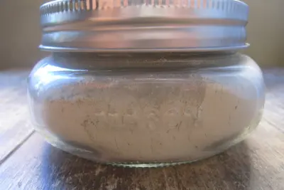 Herbal Healing Clay {Cuts, Scrapes, and Pimples}